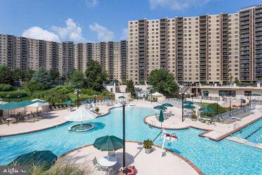 309 YOAKUM PARKWAY Unit: #406