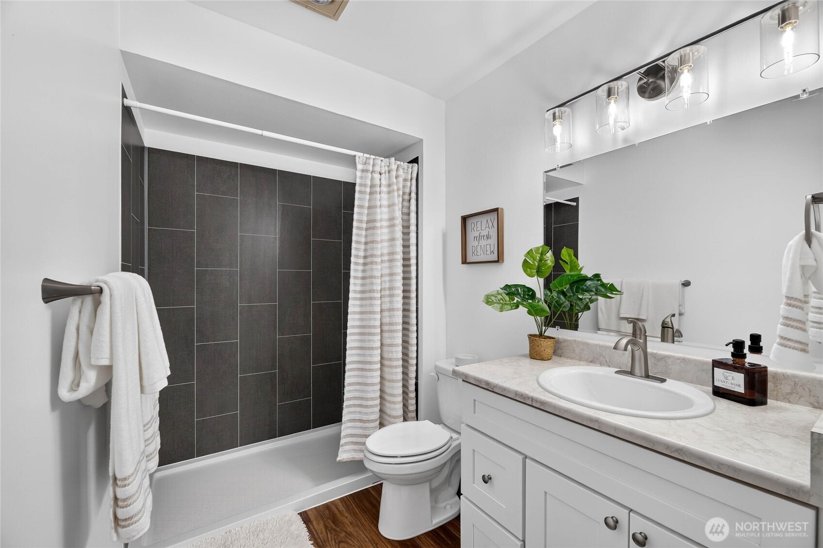 8835 166th Avenue NE Unit: D-102