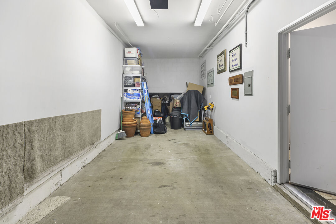 4434 Moorpark Way Unit: 106