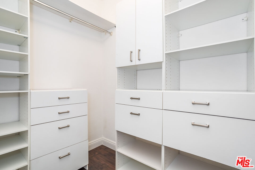 14960 Dickens St Unit: 313