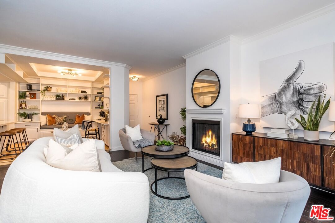 14960 Dickens St Unit: 313