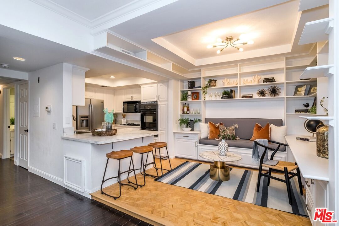 14960 Dickens St Unit: 313