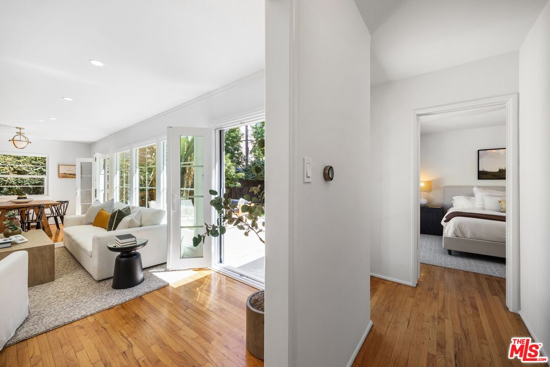 13332 Valleyheart Dr