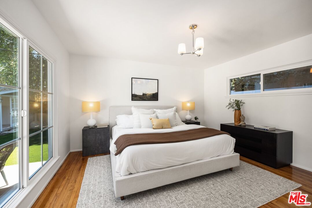 13332 Valleyheart Dr