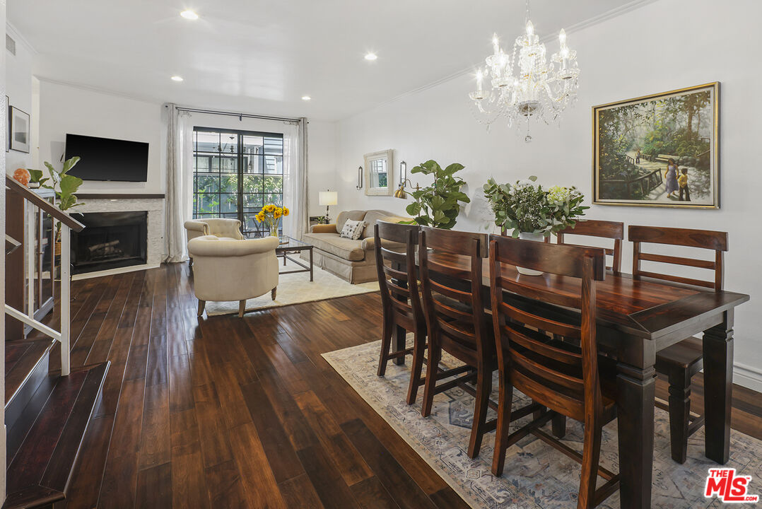 4420 Tujunga Ave Unit: 3