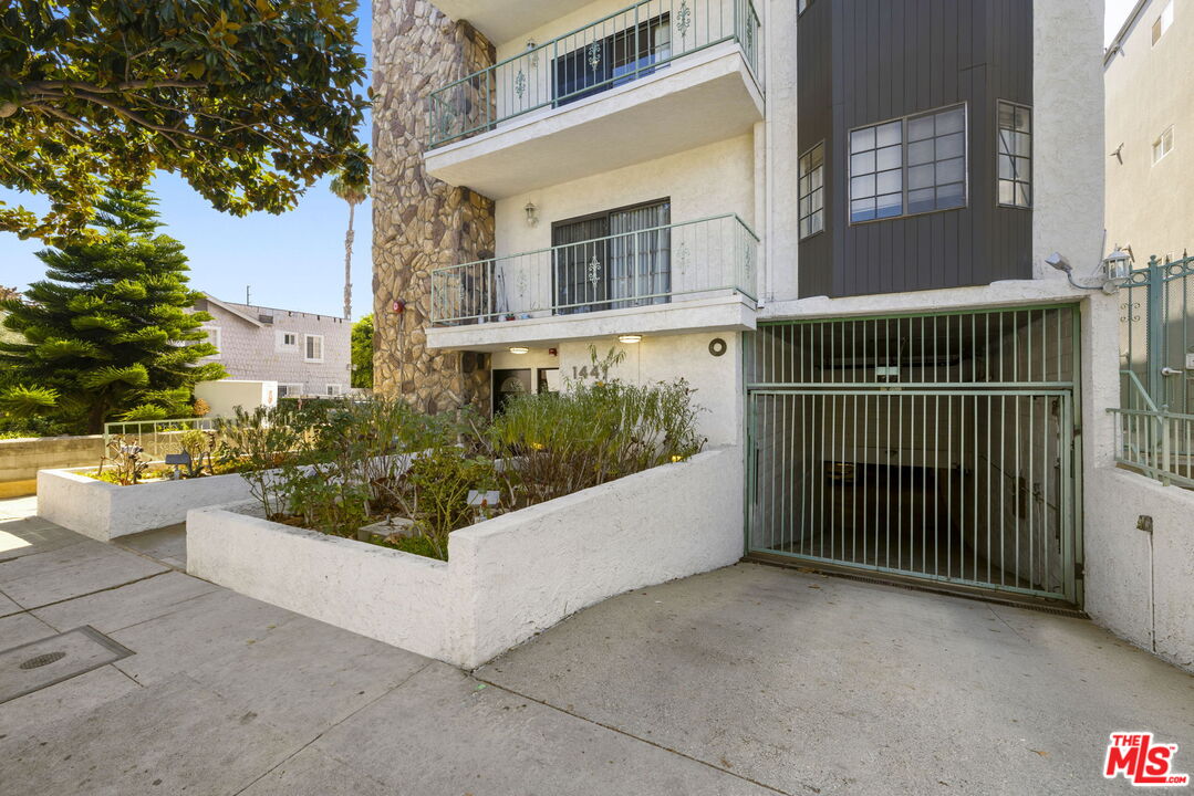 1441 Federal Ave Unit: 301