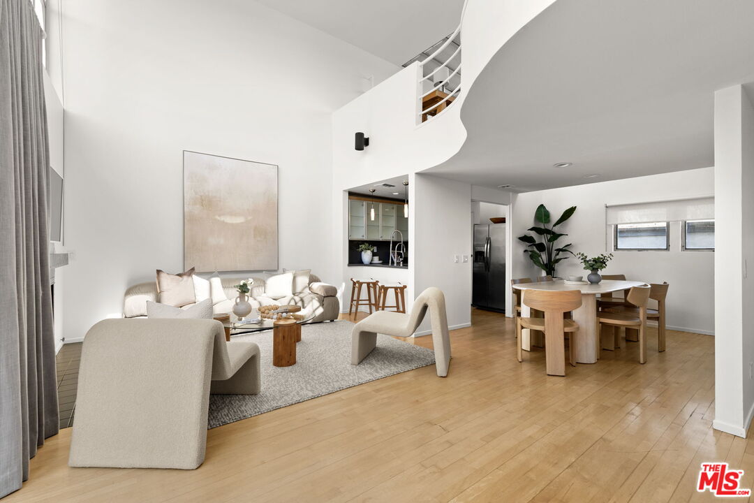 1319 Harvard St Unit: 5