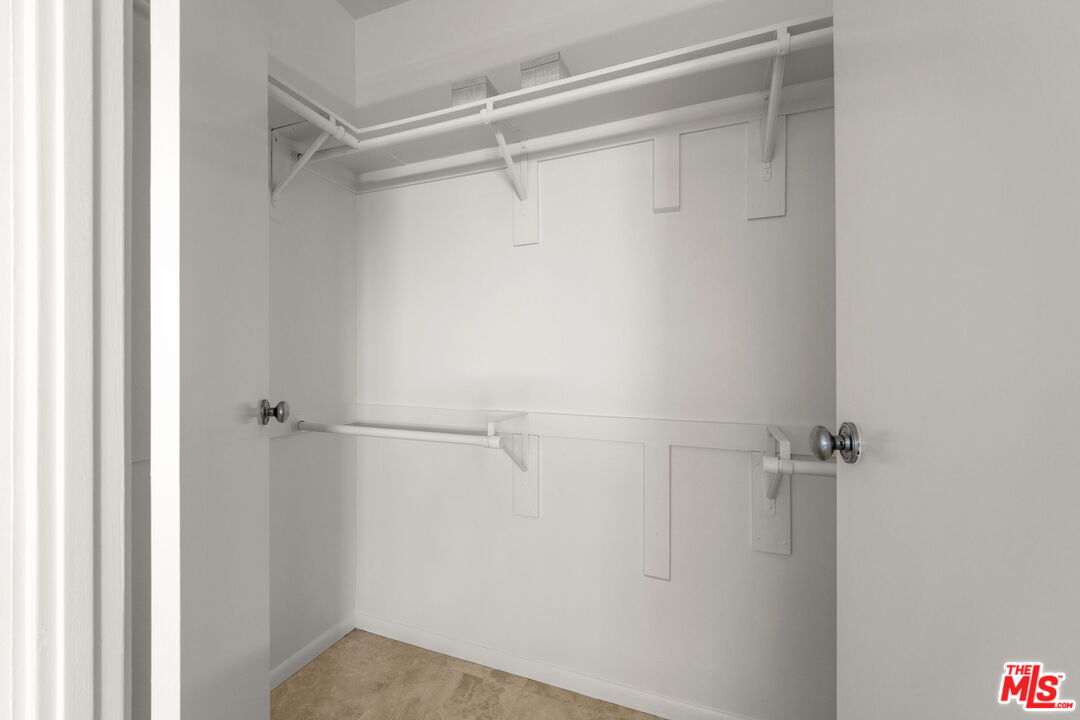 1319 Harvard St Unit: 5