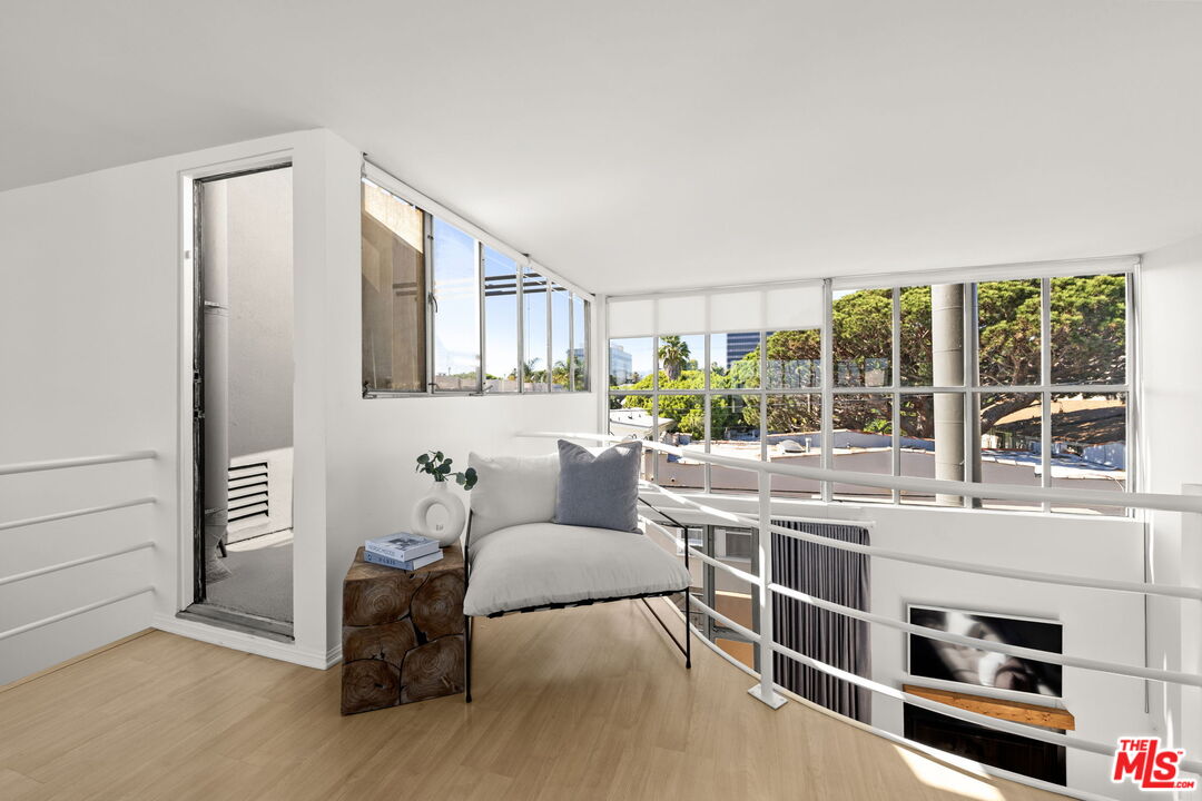 1319 Harvard St Unit: 5