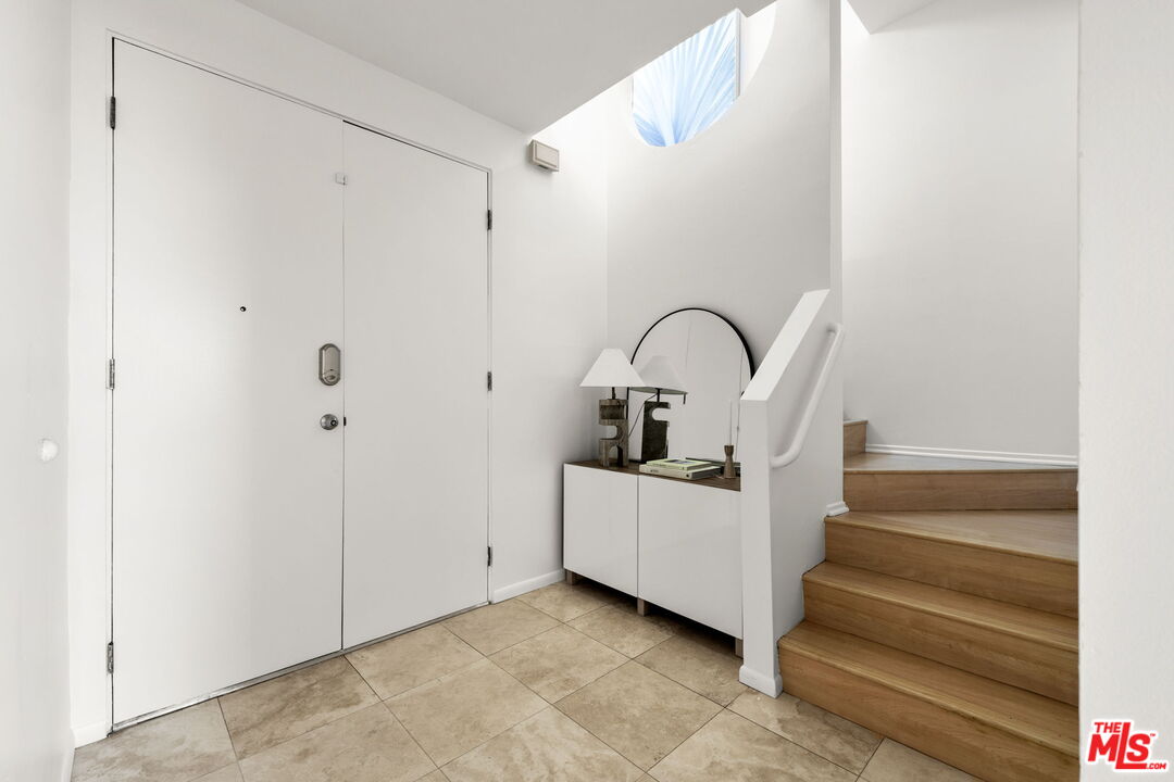 1319 Harvard St Unit: 5