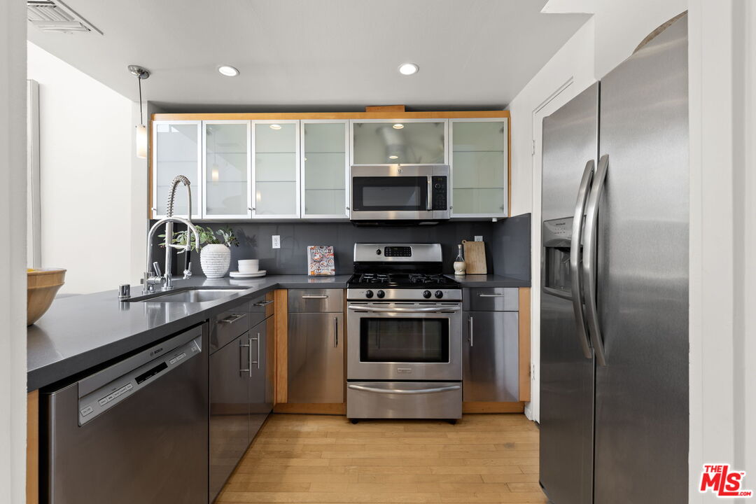 1319 Harvard St Unit: 5