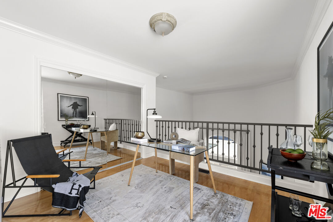 11723 Mayfield Ave Unit: 3