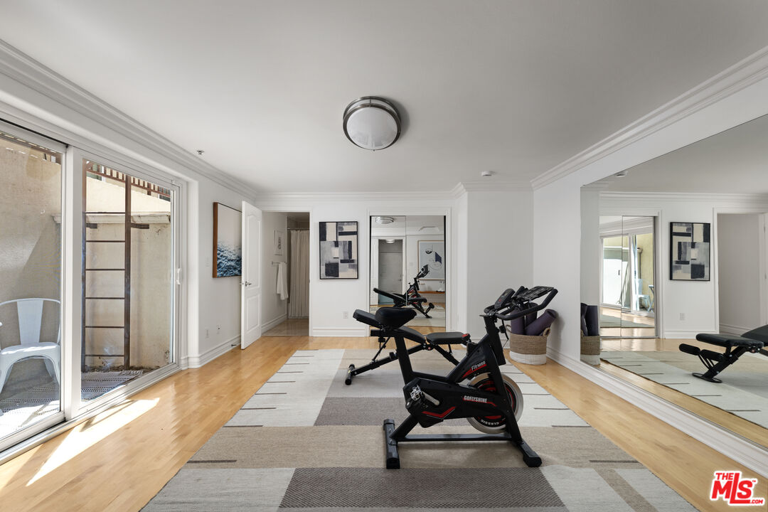 11723 Mayfield Ave Unit: 3