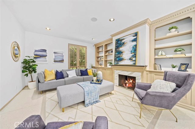 1111 S Orange Grove BLVD