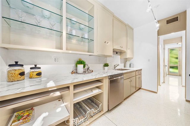 1111 S Orange Grove BLVD