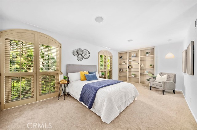 1111 S Orange Grove BLVD