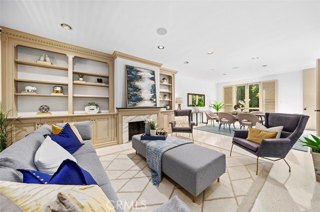 1111 S Orange Grove BLVD