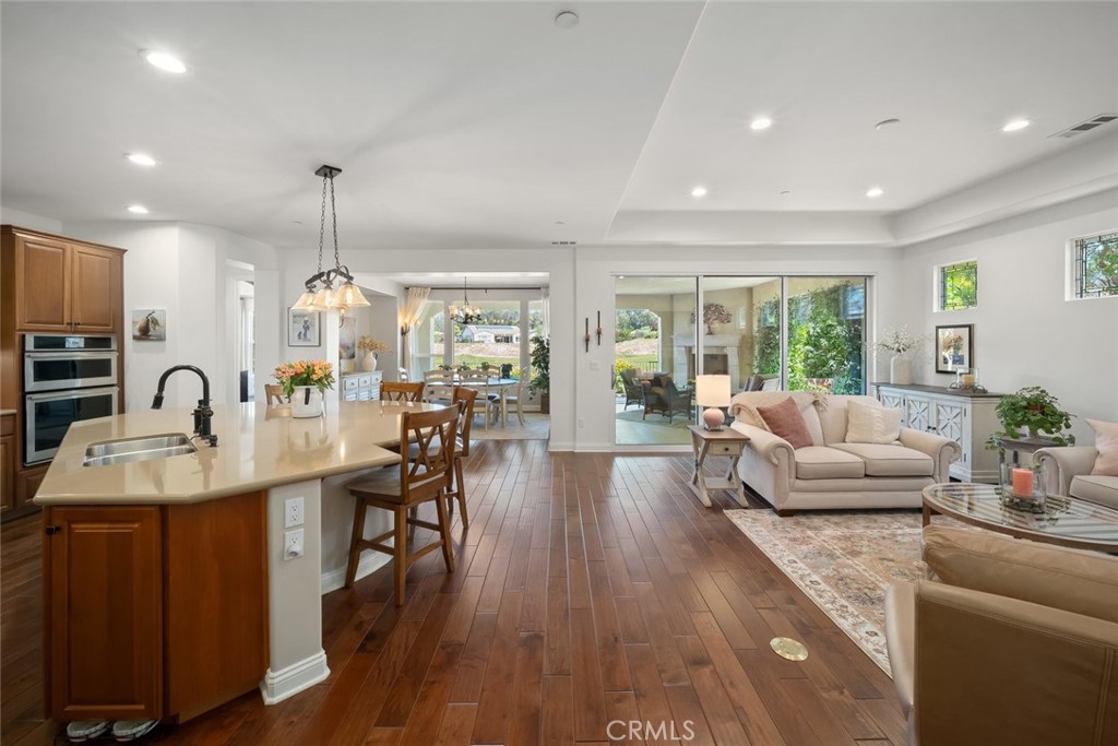 1494 Vista Tesoro Place