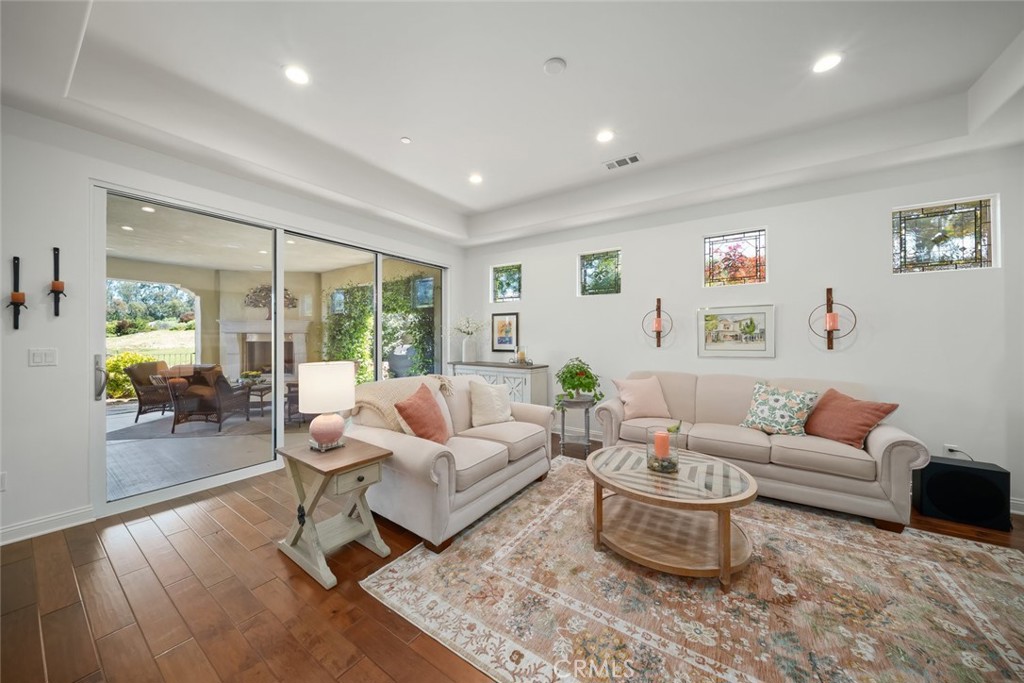 1494 Vista Tesoro Place