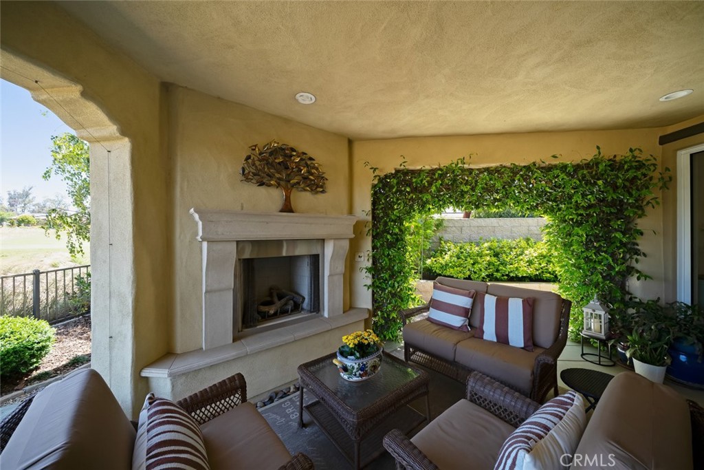 1494 Vista Tesoro Place