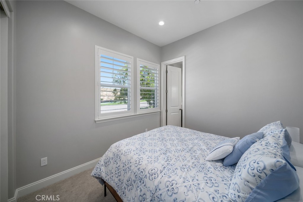 1654 Eucalyptus Road