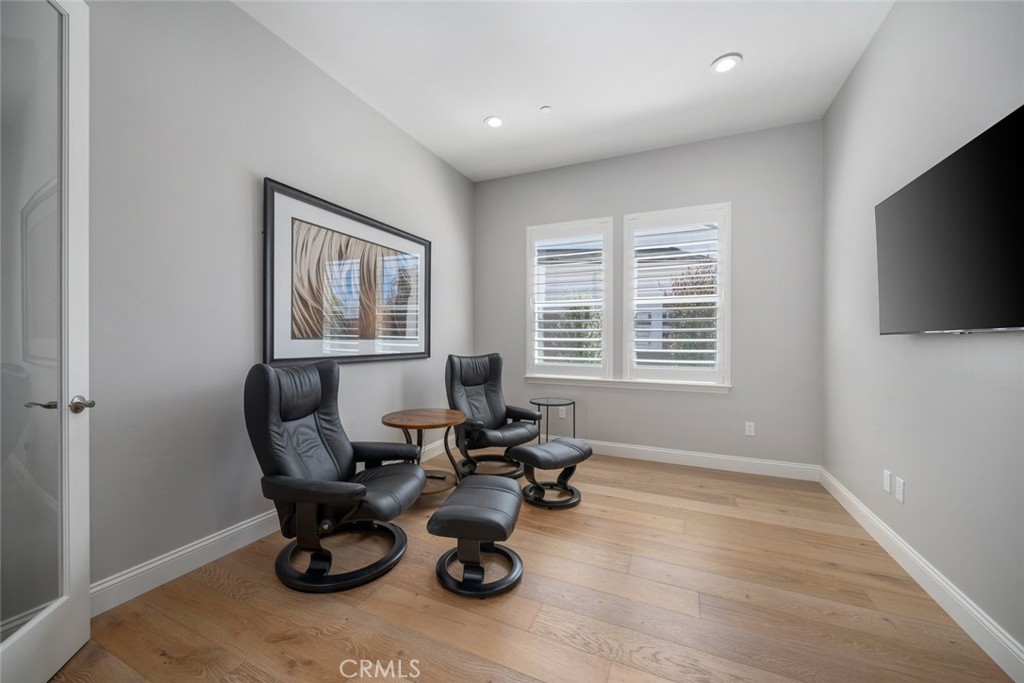 1654 Eucalyptus Road