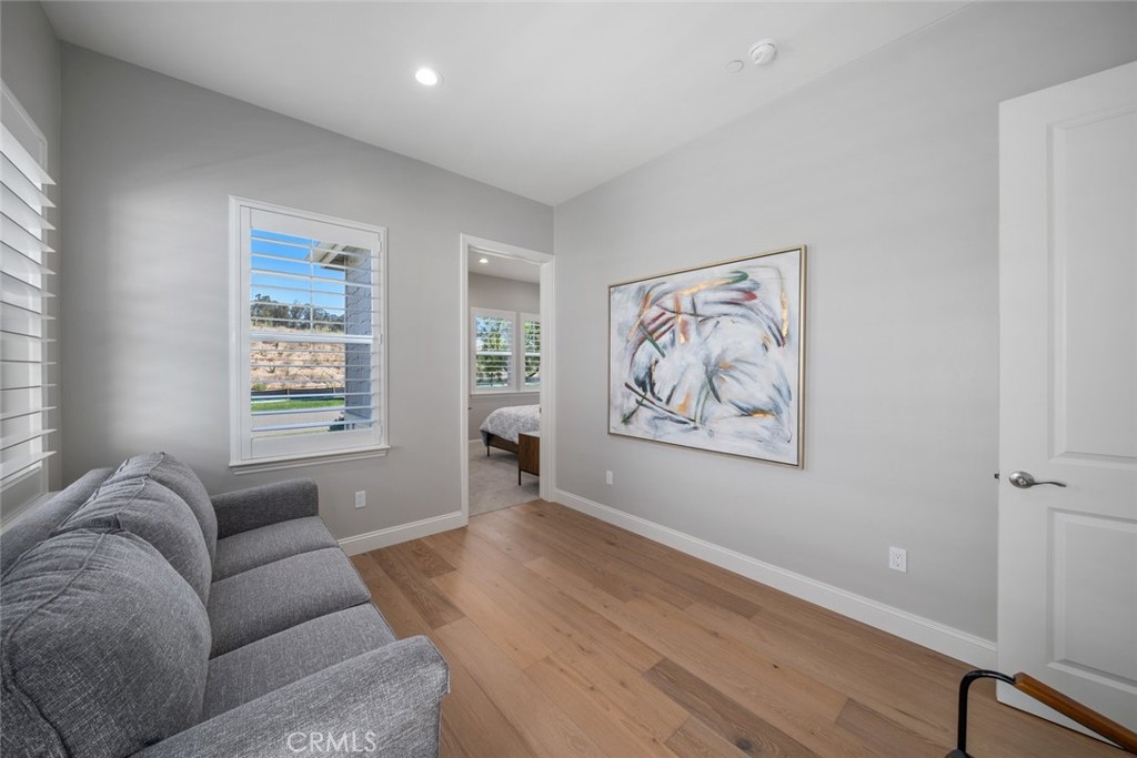 1654 Eucalyptus Road