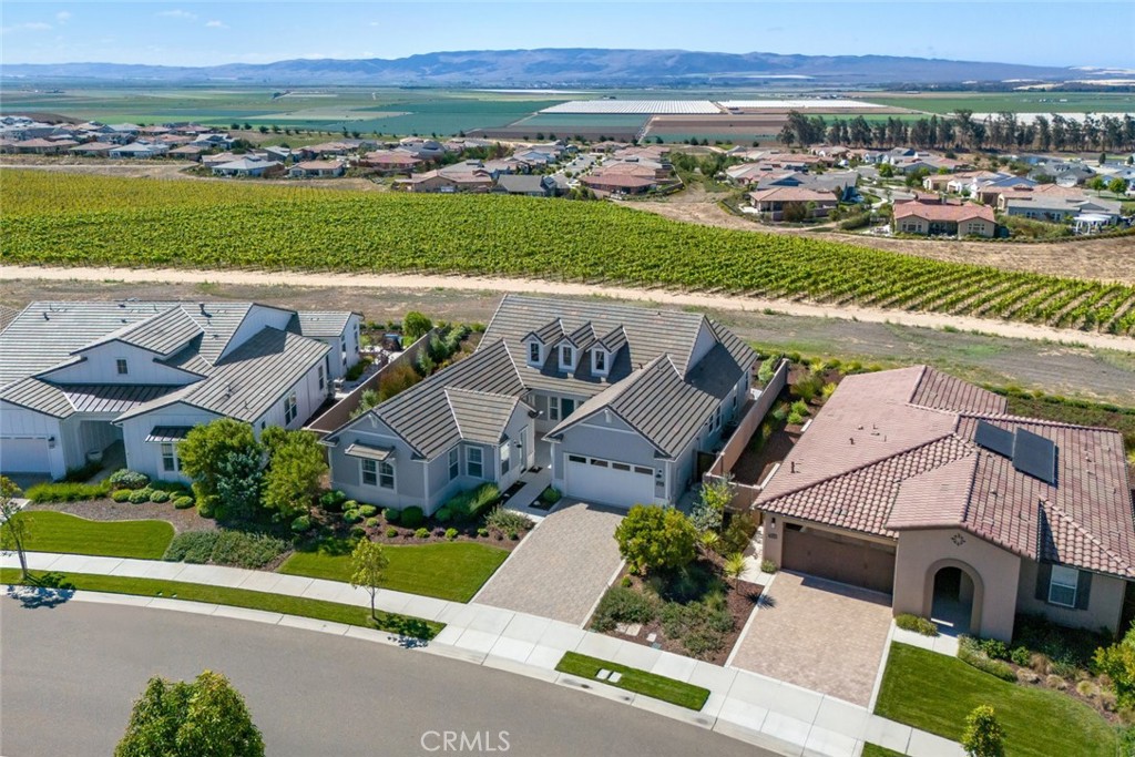 1654 Eucalyptus Road