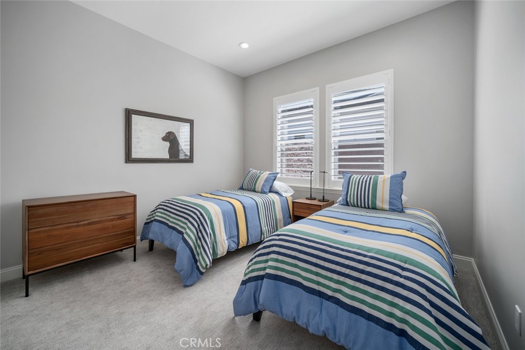 1654 Eucalyptus Road