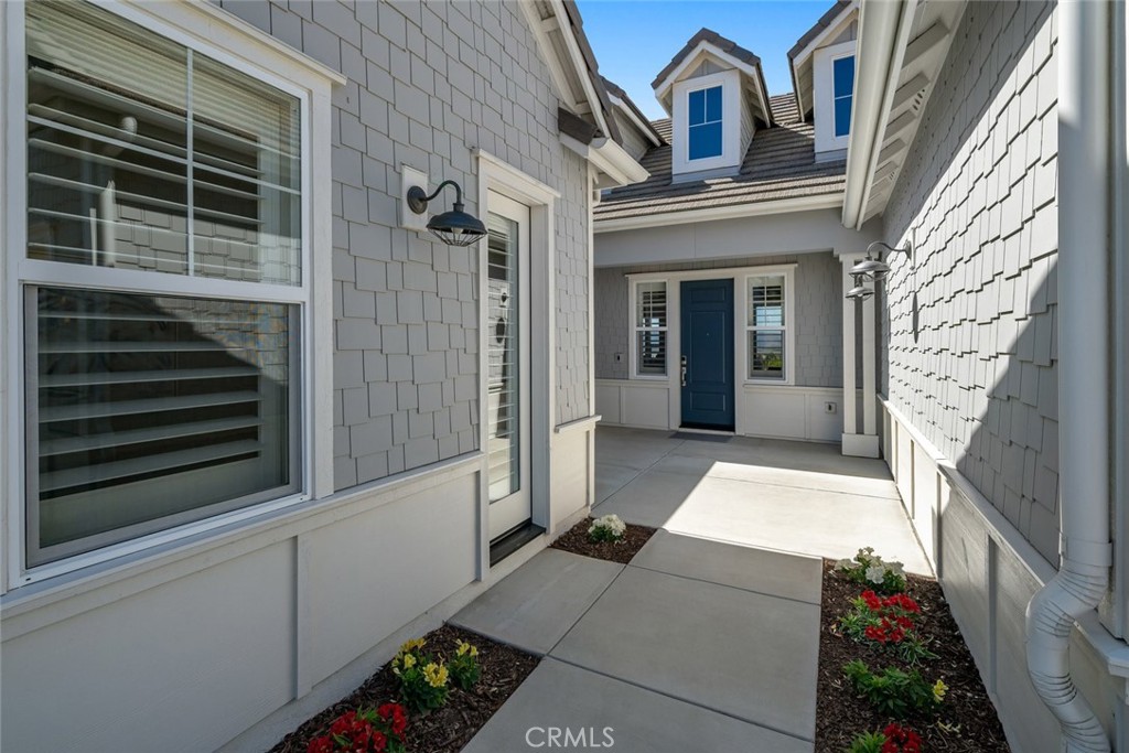 1654 Eucalyptus Road