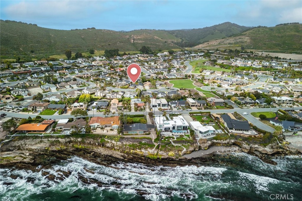 323 La Paloma Avenue