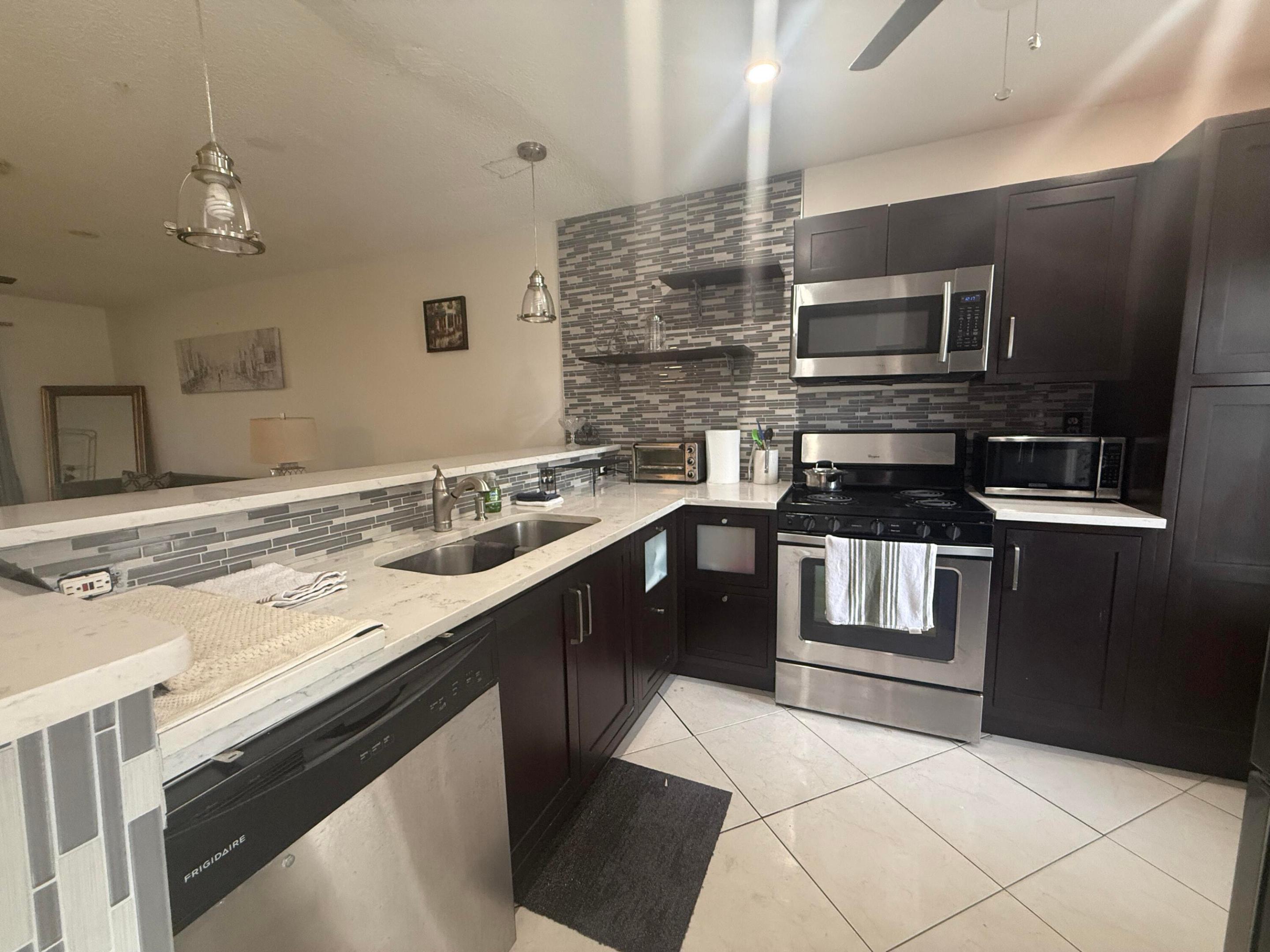 3406 NW 49TH Avenue 515