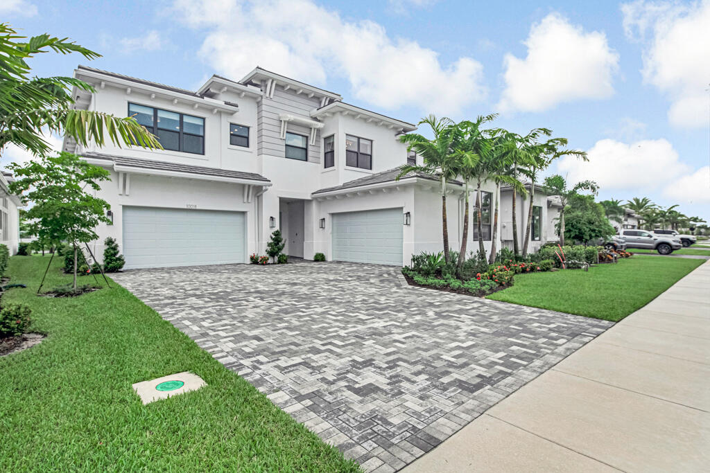 10018 SKYLOFT Street
