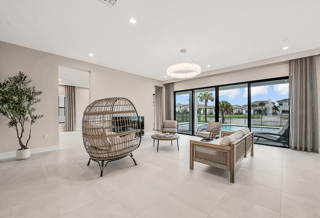 10018 SKYLOFT Street