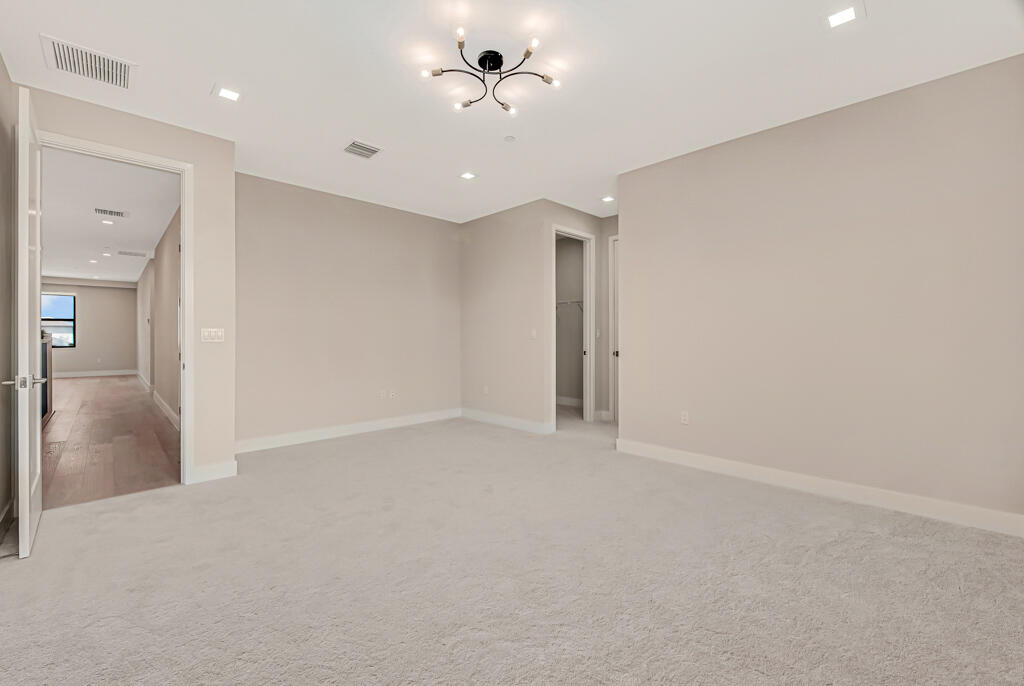 10018 SKYLOFT Street