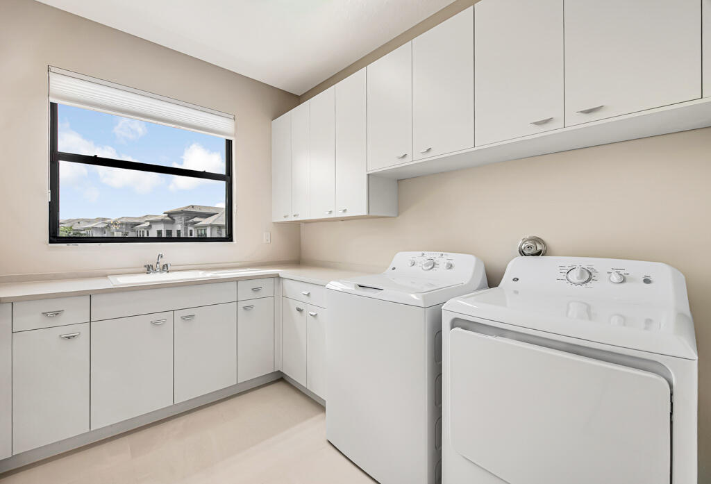 10018 SKYLOFT Street