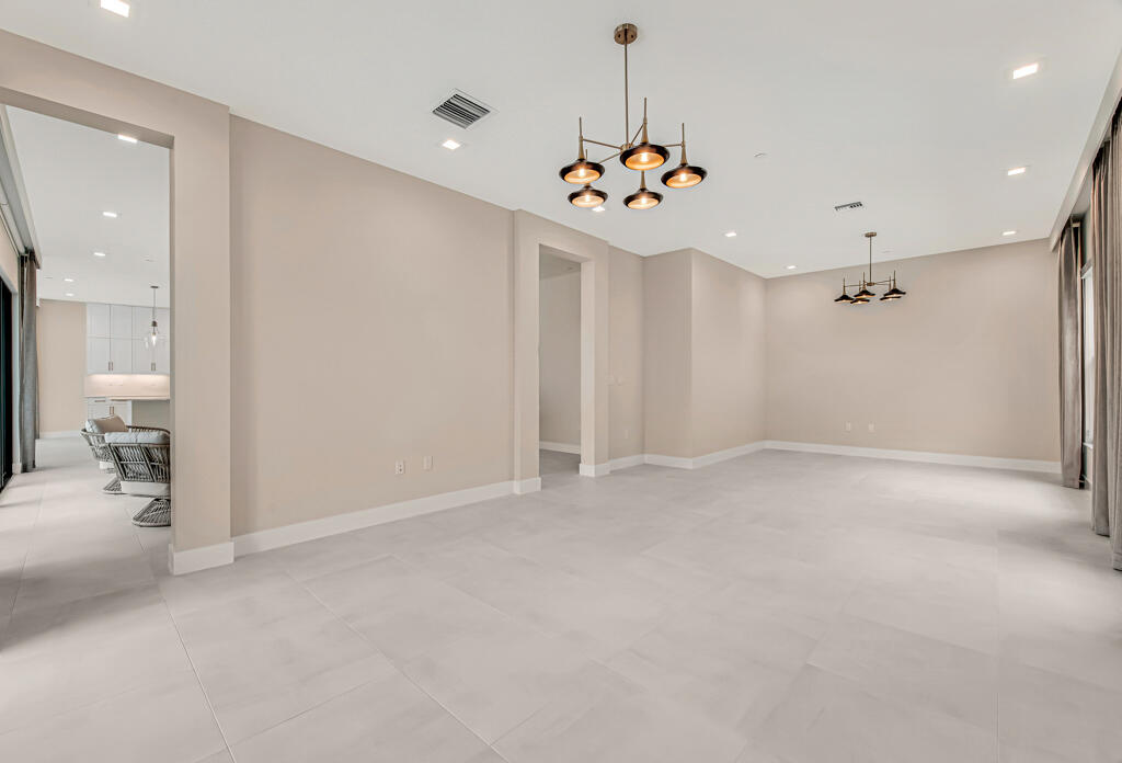 10018 SKYLOFT Street