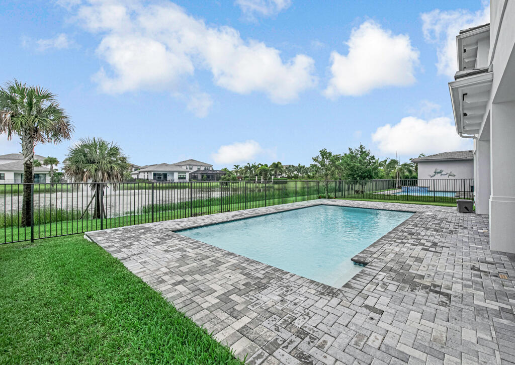 10018 SKYLOFT Street