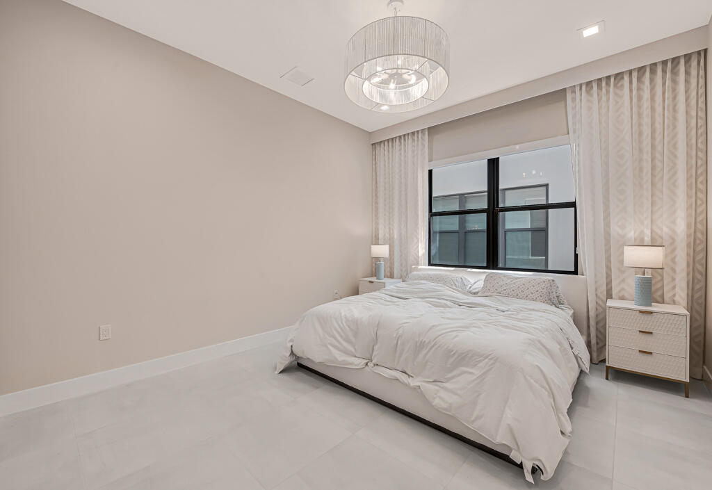 10018 SKYLOFT Street