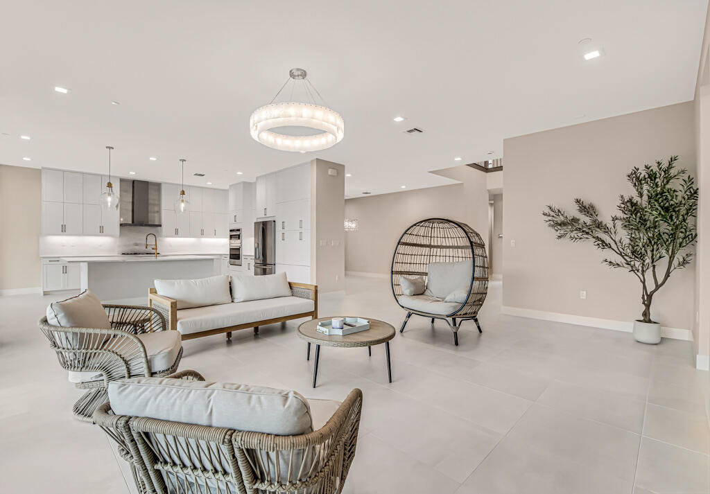 10018 SKYLOFT Street