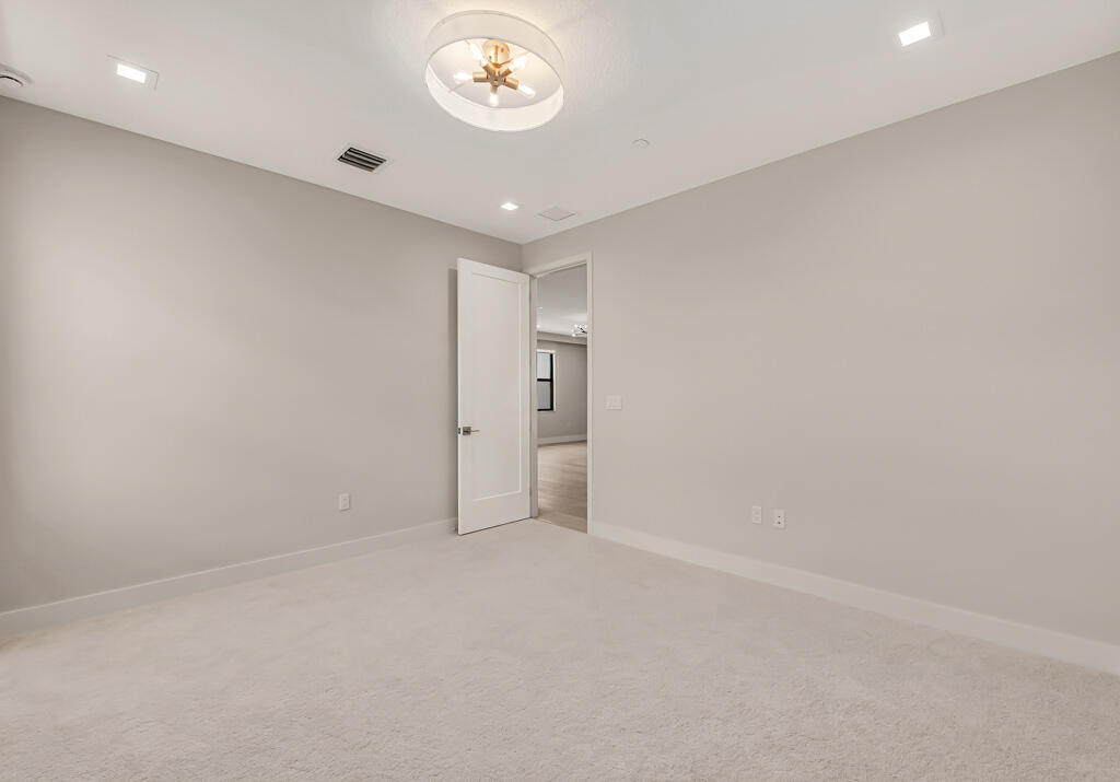 10018 SKYLOFT Street