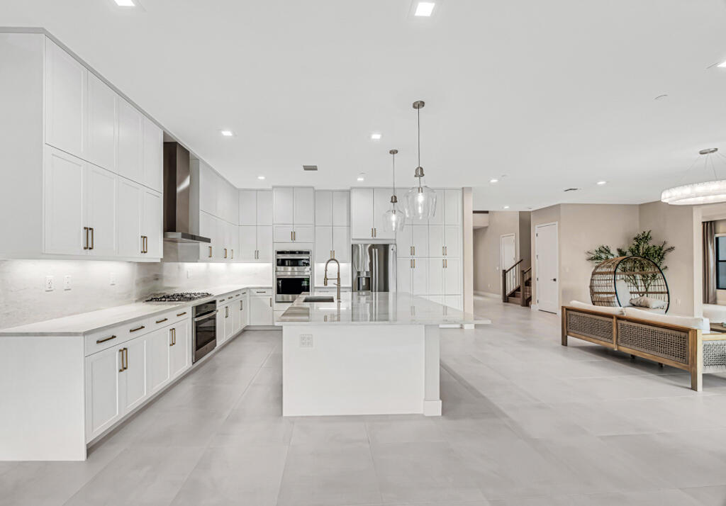 10018 SKYLOFT Street