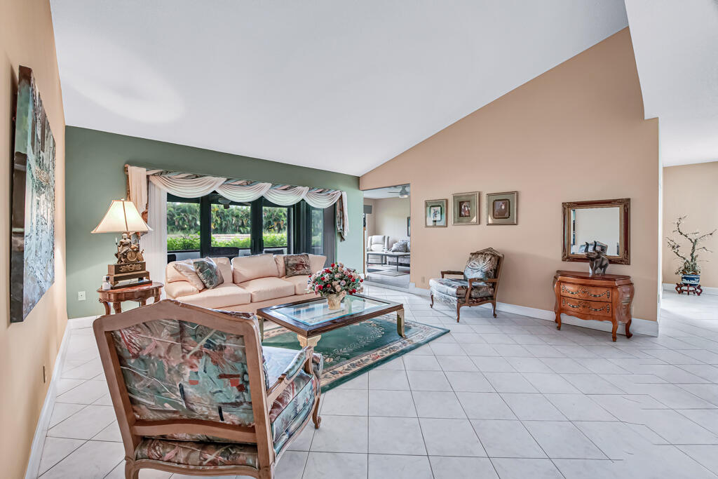 10301 GREENBRIAR Court