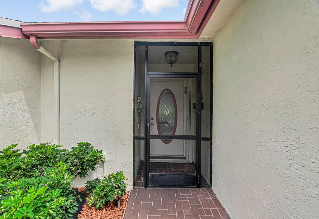 10301 GREENBRIAR Court