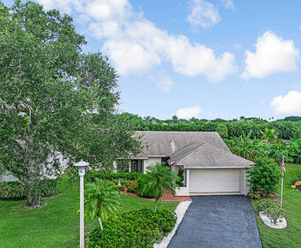 10301 GREENBRIAR Court