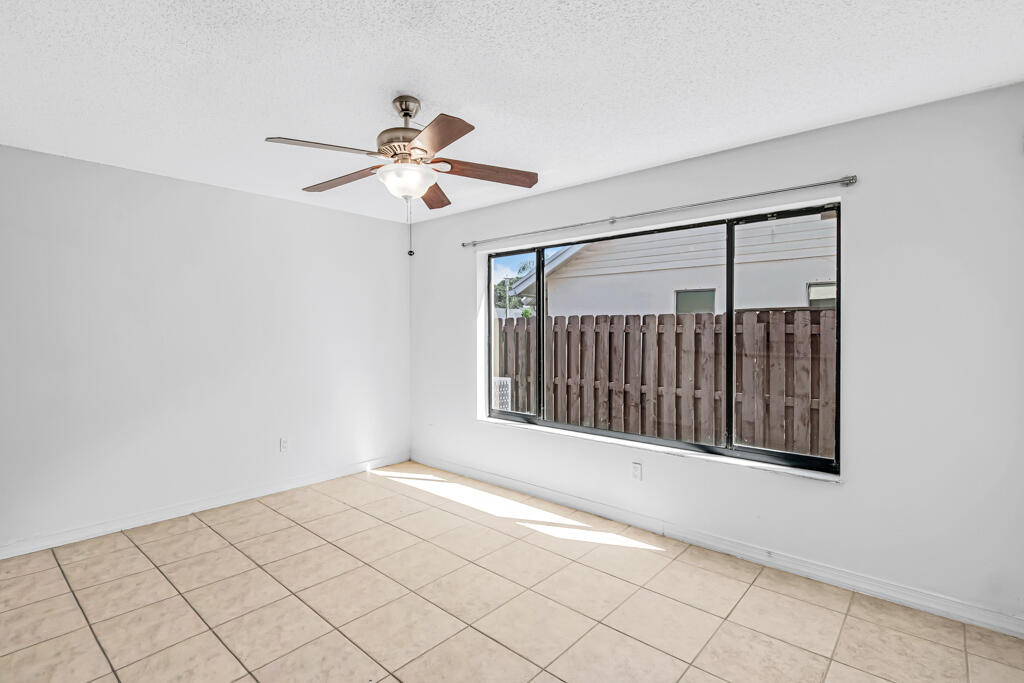 7828 ROBLE Lane