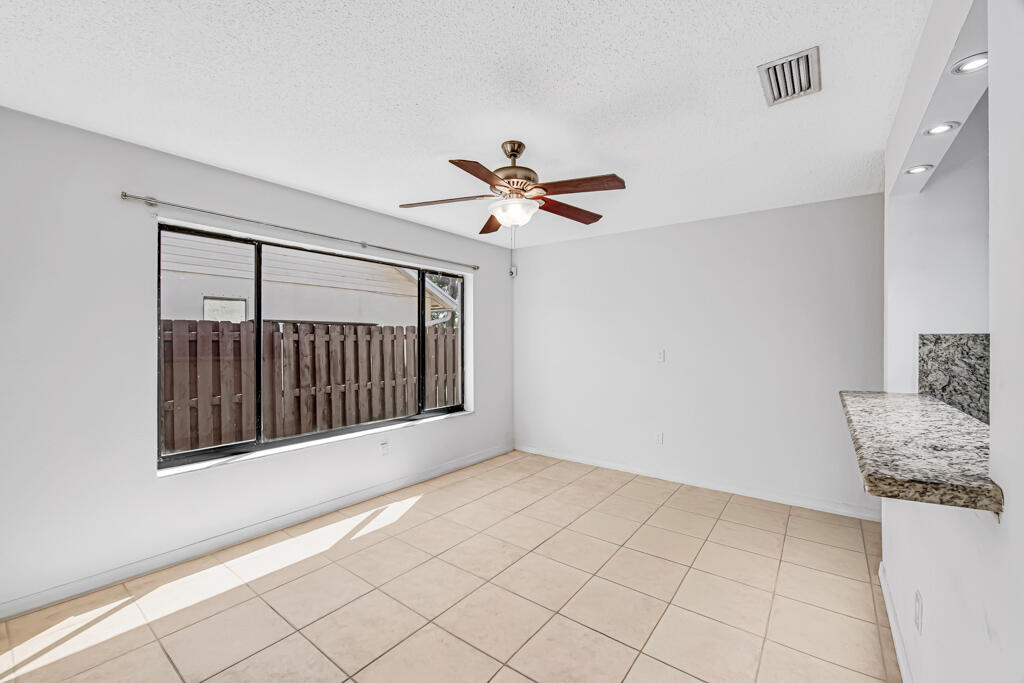 7828 ROBLE Lane