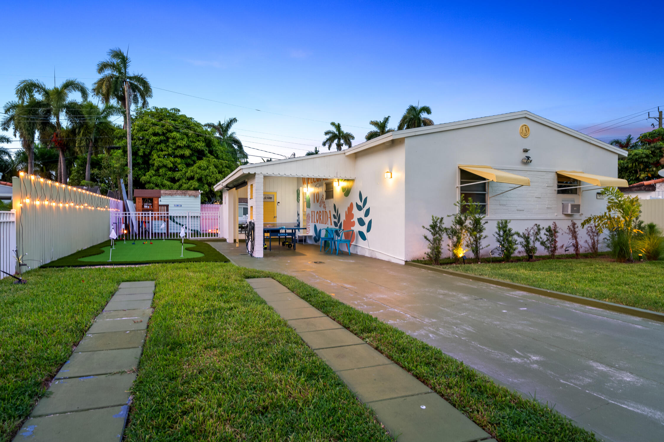 913 NE 2ND Court