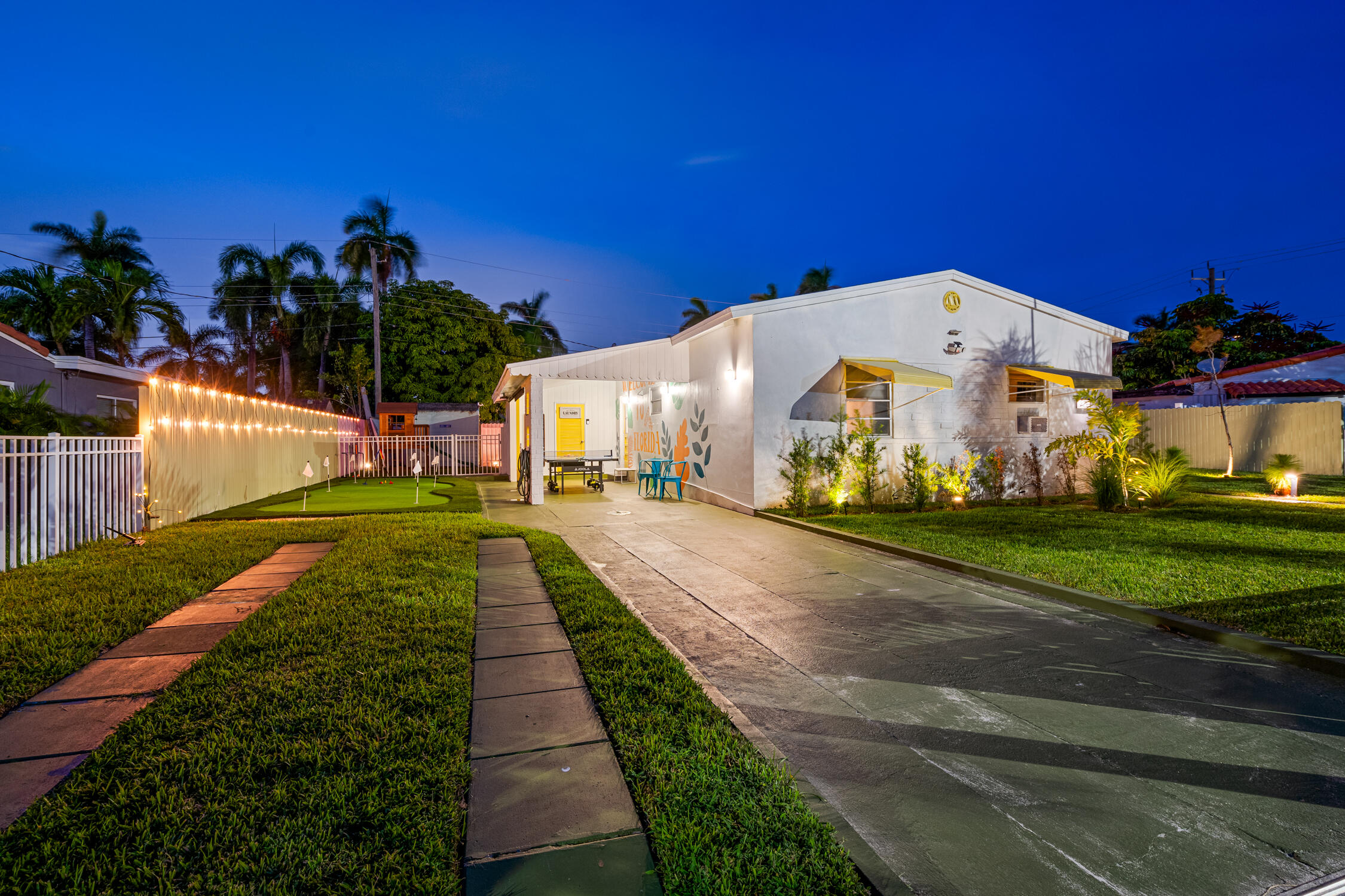 913 NE 2ND Court