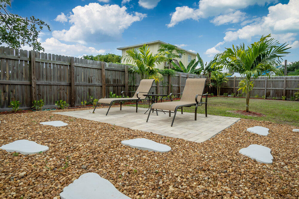 1424 Willow Road
